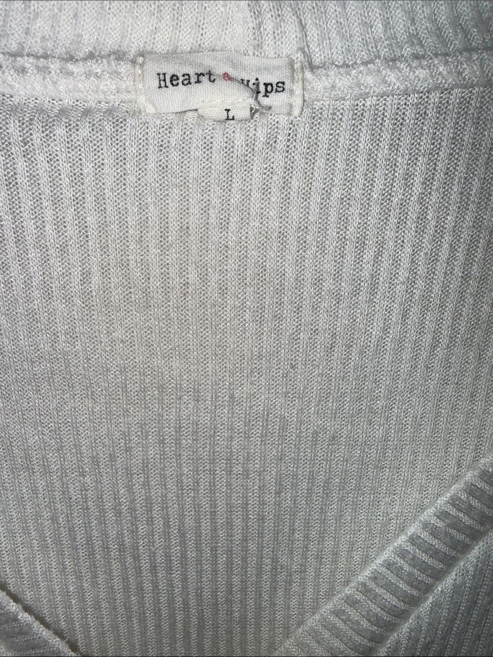 Heart & Hips Cream Ribbed V-Neck Button Top - Picture 4 of 7